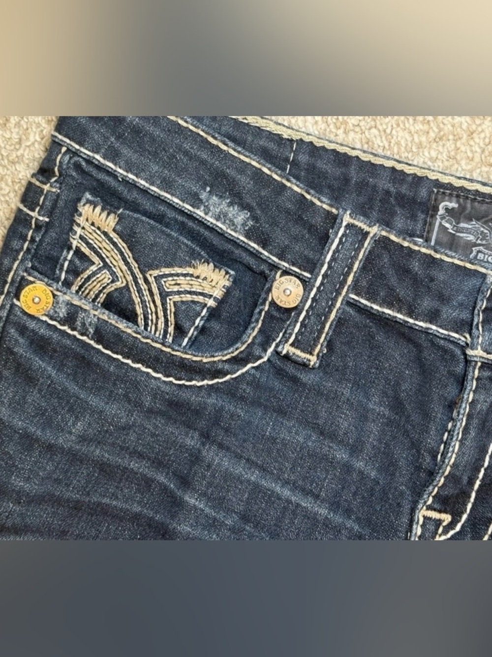 Big Star LIV Women's 28 R Boot Cut Jeans
Stretch Denim Distressed Msrs 31 X 32 - Picture 6 of 12